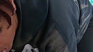 Stop making the dinner, I want to cum in your mouth