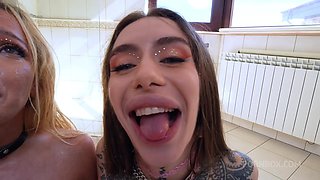 6on2 WET GANGBANG! Two fucking sluts Holy Wood & Larisa Leite