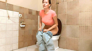 Backstage "she Peed and Wiped Her Wet, Hairy Pussy