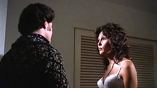 Deepthroat  Linda Lovelace Chugs Jizz
