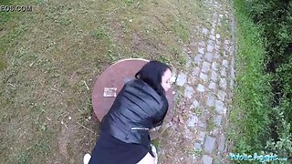Public agent Alessa Savage gets creampied outdoors