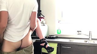 German Teen with Big Tit Seduce Repairman to Fuck her