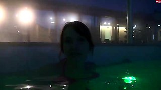 Amateur Blowjob Fun with Hot Body Brunette Babes