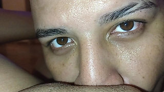 my cuckold show me his beautiful eyes while cleaning up my pussy from fucking with other men