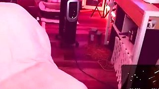 Beauty small tit amateur teen masturbating her shaved pussy