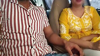 Risky Public Car Fun: Desi Girl Shows Her Big Boobs in Outdoor 4K Sex