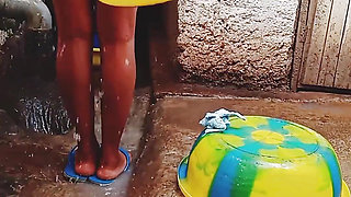 Bathing My Pregnant GF Outdoor, Dirty Environment Vibes