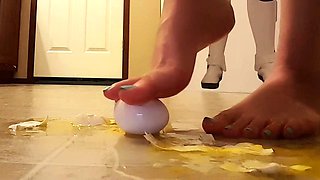 Foot Fetish porn vids from Amateur Trampling