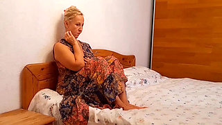 Amateur Blonde Mature Wife Enjoys Oral Sex