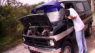 Young Dark Haired Girl Has Fun with a Young Guy and Fuck Nice on Vacation