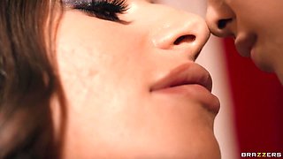 Fanfriction: Part 3 With Ricky Johnson, Scott Nails, Lulu Chu, April Olsen - Brazzers