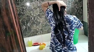 Indian College Girl Bathroom Mms Full HD