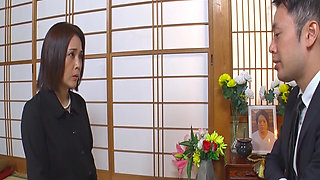 P076g03 a Mourning Mature Woman Who Is Embraced in Front and Drowns in Immoral Sex as Collateral for a Debt From