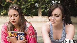 Popular teenager shagged her tempting friend