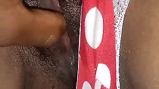 Having a bang on my step sister. The dick is right inside the pussy