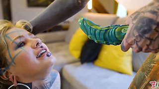 Burlesque beauty's Big Boobs and strap-on assfuck