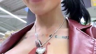 Melissa_crazy russian toilet camwhore