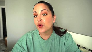 BBW Housewife hot nude video