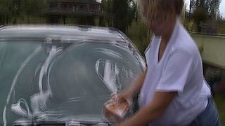 Blonde is flashing her big boobs in the outdoors