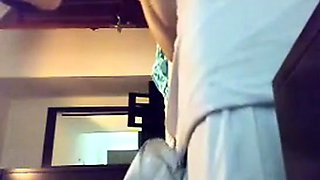 Indonesian Celebrity Cut Tari's Sex Scandal with Ariel