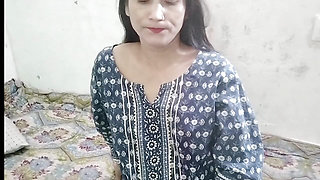Little step sister ko bathroom me patak ke jabar dasti pela