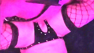 Ppig Bigsexydaddyd Makes Domkat Kat-licious Squeal in Pleasure