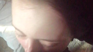 babe gives blowjob
