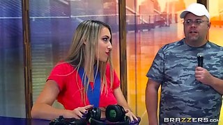 Brazzers - Gamer girl Kimber lee needs a distraction