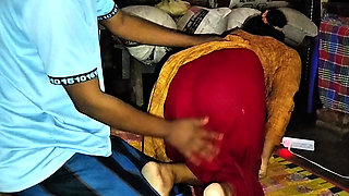 Tasneem posed with her boyfriend in the storeroom