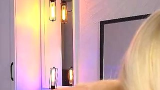 Blonde Teen Solo Masturbation