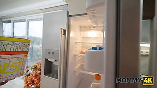 Mommy4k. keep his shaft above water