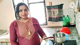 Desi Indian Aunty Fucks Neighbor Boy in Kitchen - Hardcore Homemade Sex