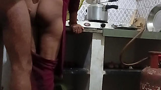 Kitchen Mein Kar Della Bhabhi Ko Choda Suit Salwar Mein