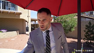 Brazzers+ Queen With Phoenix Marie, Damon Dice - Brazzers