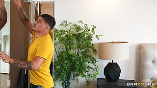 Beautiful MILFbot Gigi Dior mind-blowing story