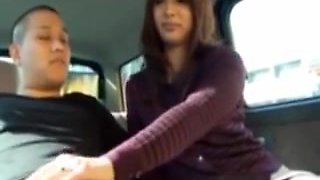 Japanse Milf Beautie In Car Jerking Dude