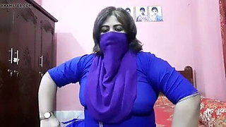 Desi bhabhi Sex Talk &ndash; Didi Trains for Sexy Fucking
