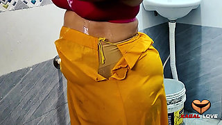 Indian house wife bathing with sex BBW