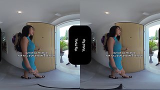 The Neighbor Is A Squirter (Voyeur View)
