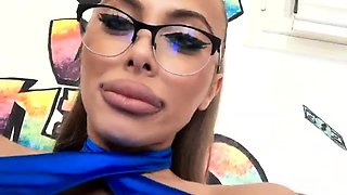 Amateur Big Boobs jerks Big Dick