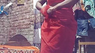Hot Bhojpuri Strip Dance in Saree Desi Girl Slow Seduction