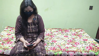 Indian Desi Bhabhi Ko Pati Ke Dost Ny Ghar Ja Ke Chod Diya Best Doggystyle Ashole Hot Sex Indian Aunty Clear Hindi Audio