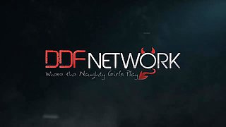 Poolside Poking - Perfectly Peachy Pussy Lips Revealed