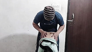 Village girl ko paise dekar jabar dasti hotel me pela