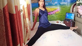 Rumpa akter yoga in bed fucked part 1