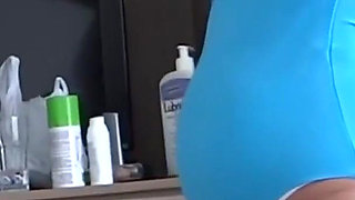 I Expose Myself on the Beach and Before Fucking a Stranger, I Urinate in Front of Him