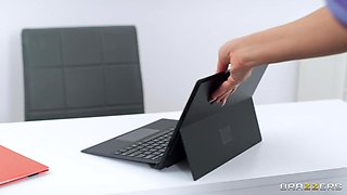 Fixing My Daughter's Boyfriend With Sam Bourne, Michelle Thorne - Brazzers