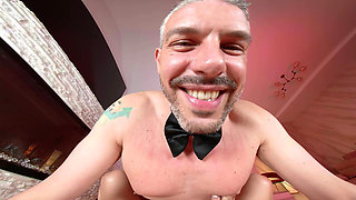 Mark White, Bamby Doll - Scratch Dance