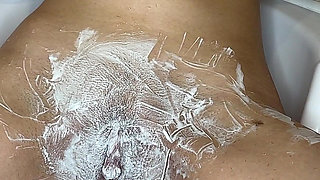 Shaving Hairy Pussy with a Trimmer and a Razor! Runway!