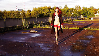 It's a Beautiful Sunny Day and I'm in Beautiful Stockings